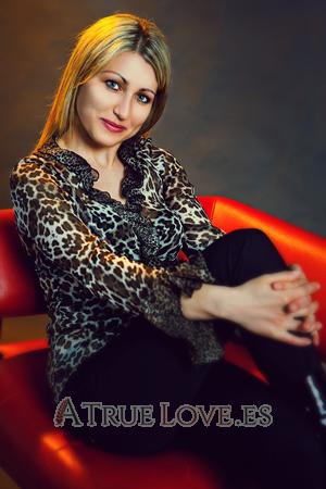 138353 - Julia Edad: 32 - Ucrania