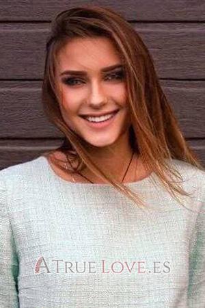 204715 - Anna Edad: 24 - Ucrania
