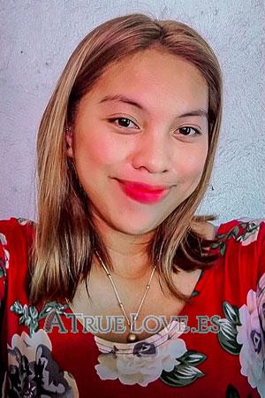 208316 - Kisha Edad: 21 - Filipinas