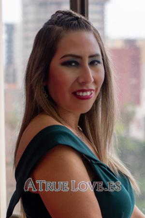 215563 - Carmela Age: 49 - Peru