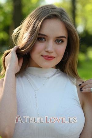 220741 - Anastasiia Edad: 23 - Polonia