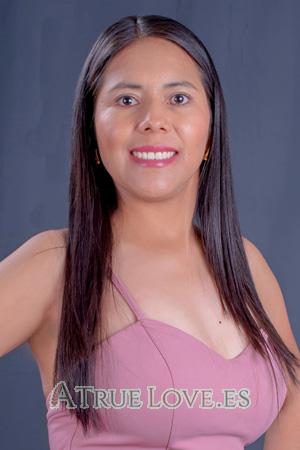 223585 - Flora Age: 37 - Bolivia