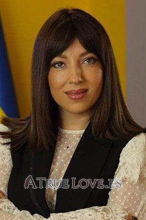 223879 - Oksana Age: 50 - Ukraine