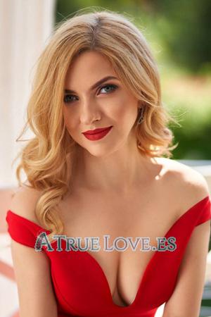 225556 - Victoria Edad: 38 - Ucrania