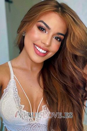 226618 - Livia Edad: 22 - Brazil