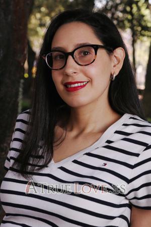 Ladies of M&eacute;xico