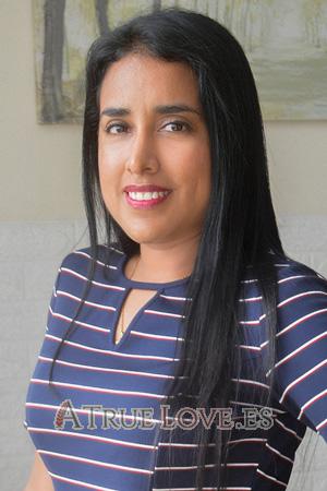 Ladies of Per&uacute;