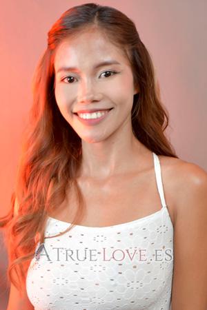 Filipinas women