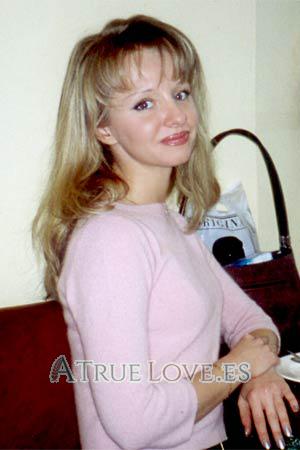 50917 - Alla Edad: 34 - Rusia