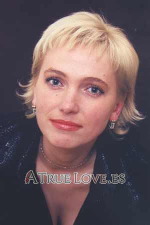 51858 - Alena Edad: 37 - Rusia