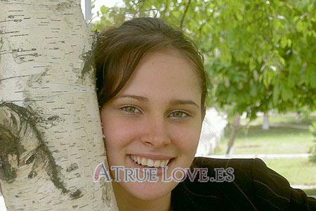 72122 - Alla Edad: 24 - Ucrania