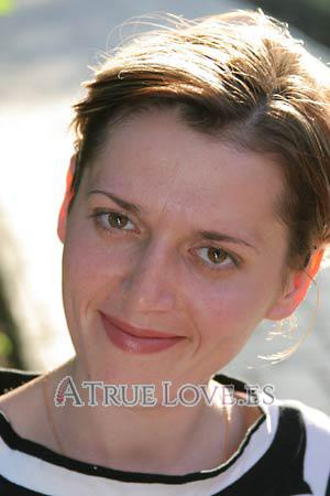 72529 - Natalie Edad: 31 - Ucrania