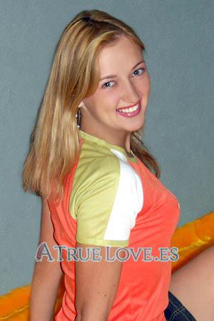 72620 - Irina Edad: 25 - Ucrania