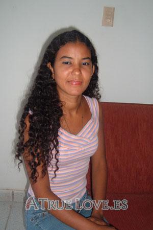 74647 - Indira Edad: 33 - Colombia