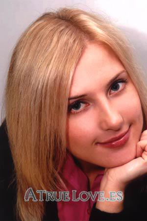 74685 - Dina Edad: 27 - Rusia