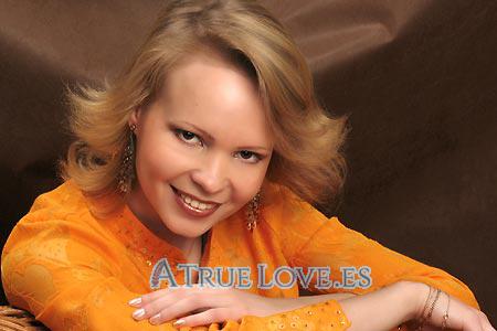 74715 - Irina Edad: 25 - Rusia