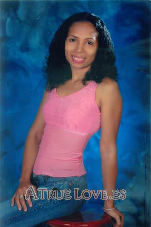 78325 - Maria Eugenia Edad: 40 - Colombia