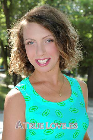 80220 - Elena Edad: 30 - Ucrania