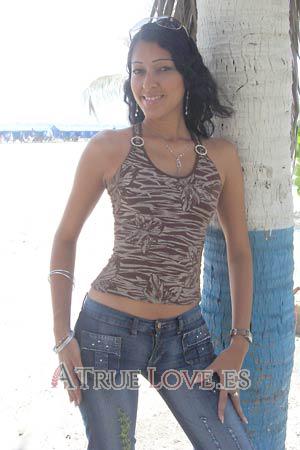 87394 - Adriana Edad: 27 - Colombia